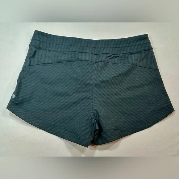 CRZ Yoga Casual Shorts size 14 NWT - Picture 2 of 12